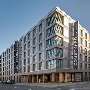 Hotel Courtyard By Marriott, Colonia